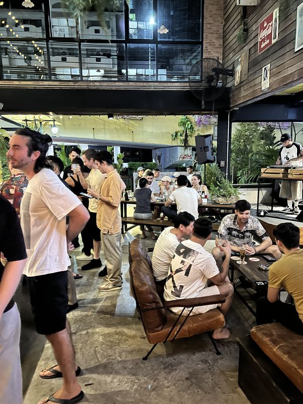 บรรยากาศภายในร้าน BREW